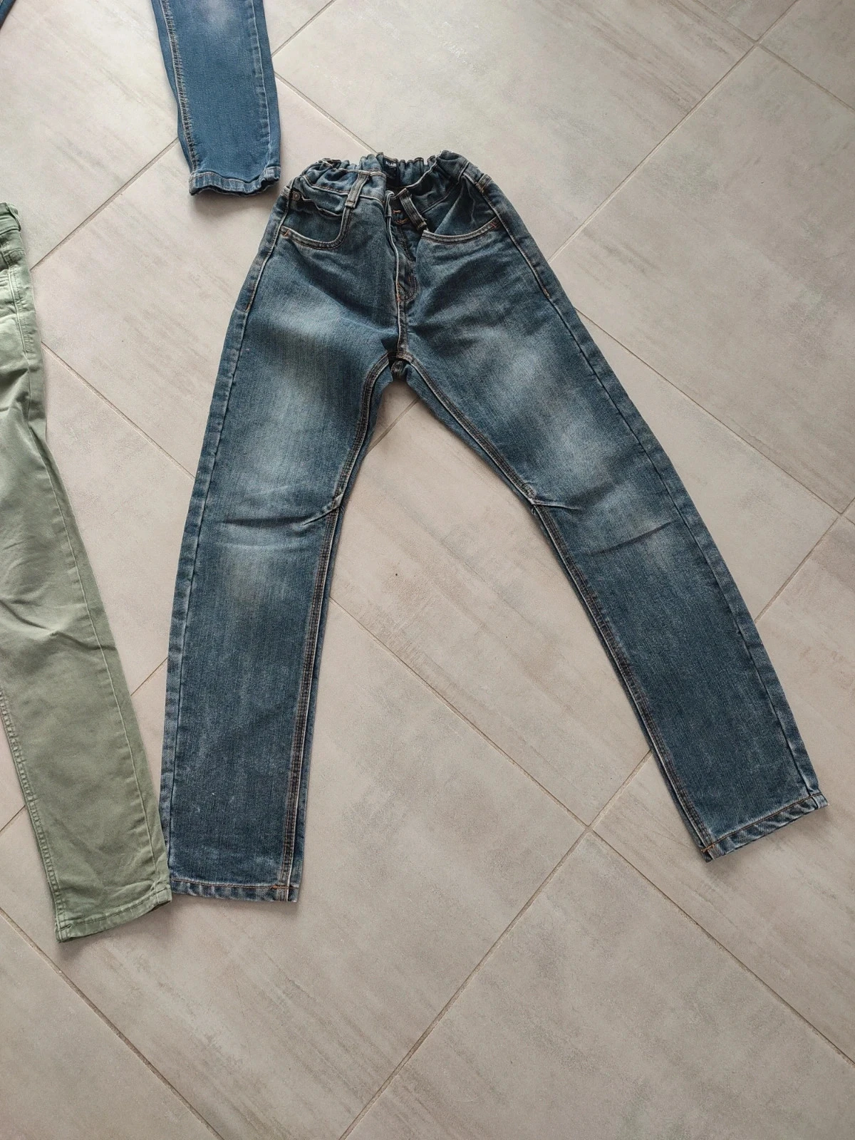 Boy's 10-year-old pants set – photo 2